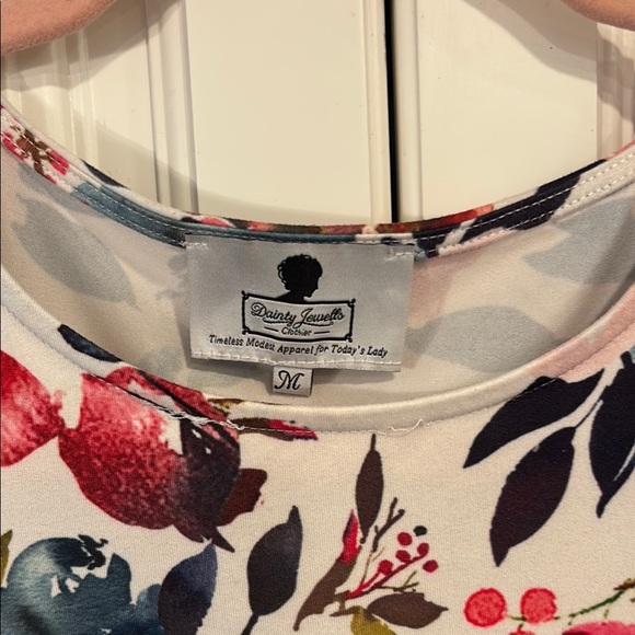 Dainty Jewells Your Favorite Dress size Medium - Picture 4 of 5